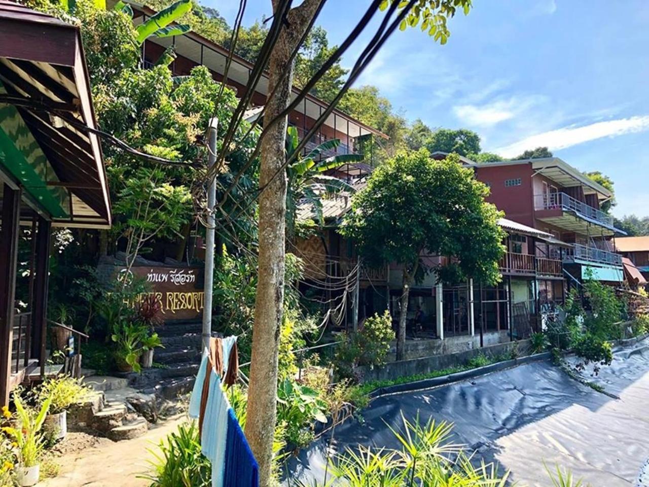 Tapear Resort Phi Phi-øyene Eksteriør bilde