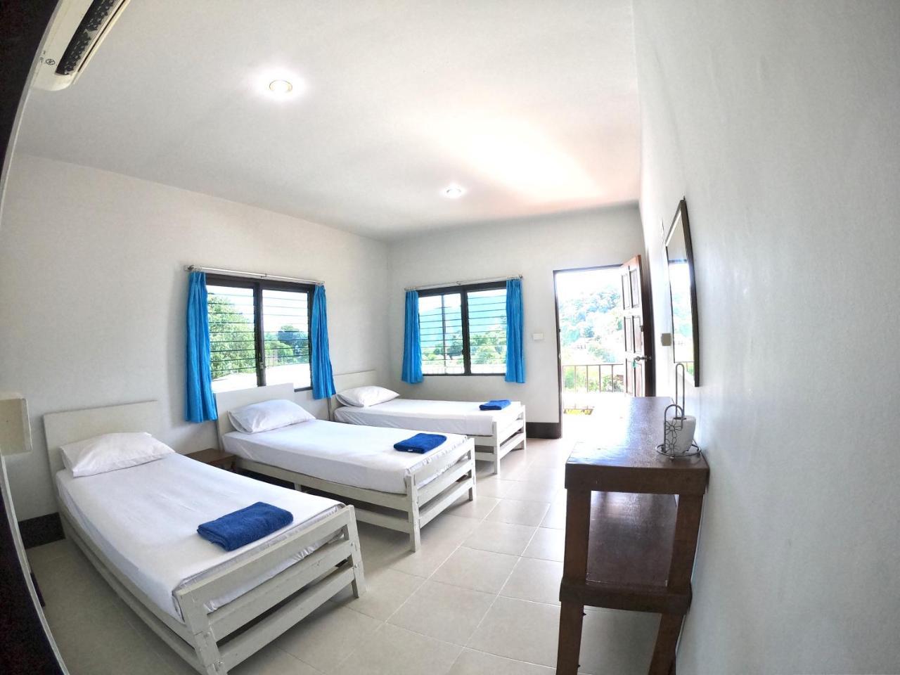 Tapear Resort Phi Phi-øyene Eksteriør bilde